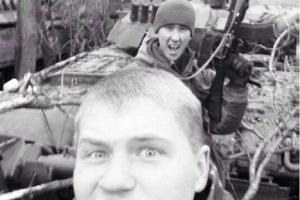 Перед пересечением границы российские солдаты делают последнее селфи