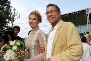 Андрея Кончаловского прооперировали в Италии