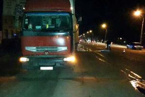 В Хмельницком под колесами «Renault Premium» погибла 74-летняя пенсионерка