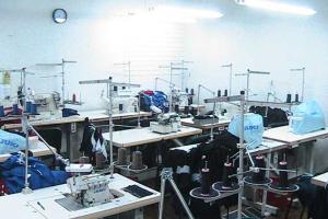 В Хмельницком обнаружили подпольный цех по изготовлению фальсифицированной одежды