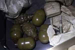 В салоне автомобиля одессита обнаружили арсенал оружия