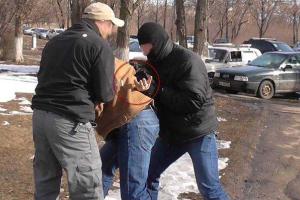 СБУ задержала харьковчанина, который по заданию ФСБ РФ собирал данные об украинских добровольческих батальонах 