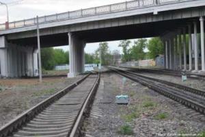 В Кременчуге под путепроводом найдено тело девушки 