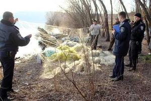 На Хмельниччине изъято около 1 километра браконьерских сетей