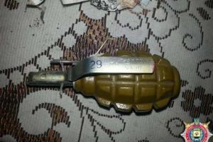 На Донетчине мужчина угрожал взорвать своего тестя гранатой