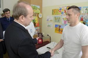 Украинские герои получают достойное вознаграждение