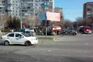 В Мариуполе перевернулся автомобиль с военными, есть пострадавшие, - источник