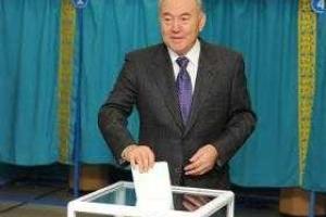 В Казахстане проходят досрочные президентские выборы