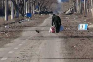 Жители Донецка в Поминальный день боятся идти на кладбище