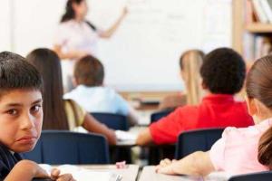 В российских школах уже призывают любить Украину