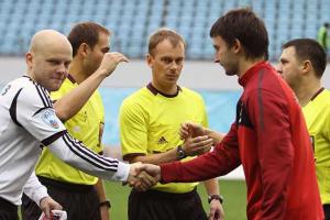 В Москве избит известный футбольный арбитр