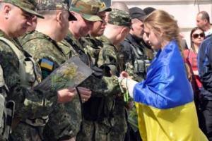 Около 200 полтавских правоохранителей отправились на Донбасс