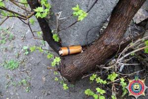 В центре Мариуполя обнаружили подозрительный предмет