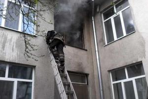 На Закарпатье во время пожара в детсаду огнеборцы эвакуировали 135 детей и 35 взрослых
