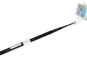 Коммунисты России решили, что палка для селфи угрожает безопасности Москвы 