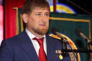 Путин вручил Кадырову орден Почета