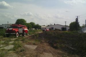 На Киевщине произошел пожар в сенохранилище предприятия