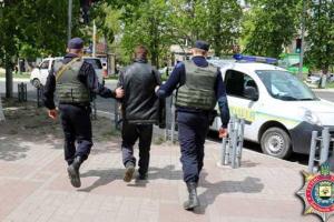 Милиция проводит профилактическую работу с попрошайками в центре Мариуполя