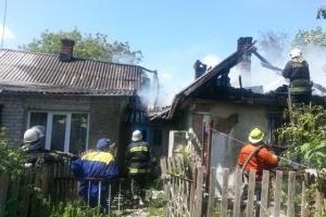 В Житомире во время пожара спасен мужчина