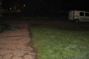 Молодой парень нанес ножевые ранения 22-летнему харьковчанину