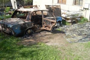 На Харьковщине в сгоревшем авто обнаружено тело погибшего мужчины