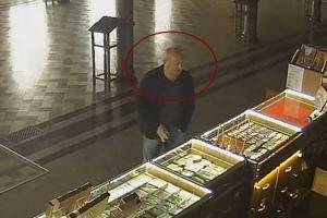 В Киеве злоумышленники похитили икону "Покрова Божьей Матери"
