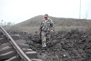 Фото последствий мощного взрыва в Донецке
