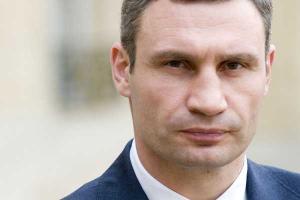 Кличко выступил против увольнения Наливайченко