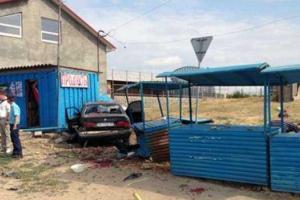 ДТП под Одессой: BMW влетела в рынок, есть жертвы