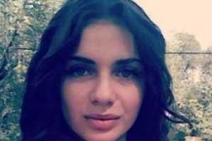 Закатанную в бетон 16-летнюю модель похоронили в родном селе