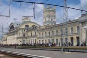 На Южном вокзале в Харькове ищут взрывчатку