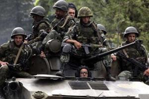 На Луганщине БМП наехала на взрывчатку, двое бойцов тяжело ранены