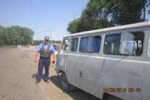 Сотрудники ГАИ Луганщины на блокпосту задержали угнанный автомобиль