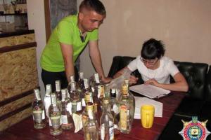 На Донетчине ликвидировали точку продажи контрафактной водки