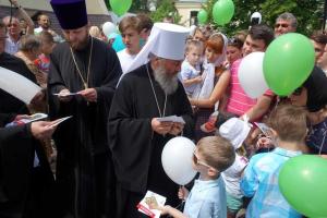 Блаженнейший Онуфрий передал материальную помощь детям воинов, погибших в зоне АТО