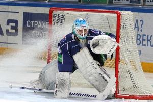 Как выбрать и где купить коньки и другую экипировку для игры в хоккей