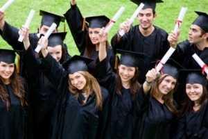 Официально: вузы России будут принимать абитуриентов с аттестатами "ДНР" и "ЛНР" наравне с украинскими