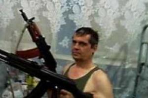 "Это дебильное в плен попало", - разговор боевиков о российском майоре (18+)