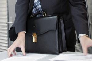 С нового года российским чиновникам повысят пенсионный возраст