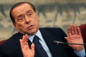Берлускони пошутил насчет предложения российского гражданства и должности министра