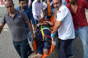 В Стамбуле неизвестные стреляли по полицейским