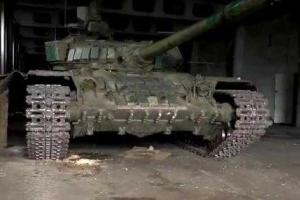 Танки боевиков расположены в 300-х метрах от Марьинки