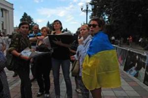 Порошенко лично пообещал мариупольцам не отводить украинские войска от Широкино 