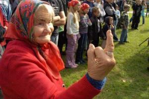 Как 72-летняя жительница "ЛНР" "прокляла" местных боевиков