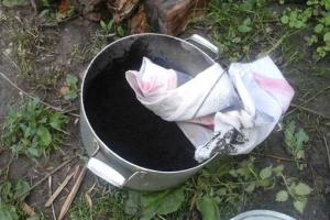 Трое неизвестных возле леса принимали наркотики на Харьковщине