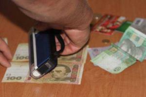 Врач-взяточник задержан в Донецкой области