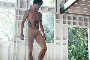 Молодой украинец делает невероятное со своим телом