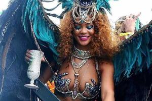 Рианна разделась для карнавала