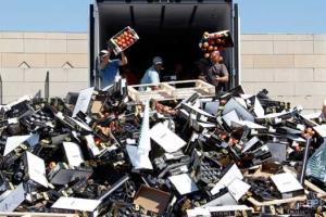 В России скоро нечего будет уничтожать – продукты уже не завозят