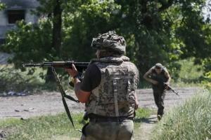 На Луганщине за сутки погиб один военный и четверо раненых